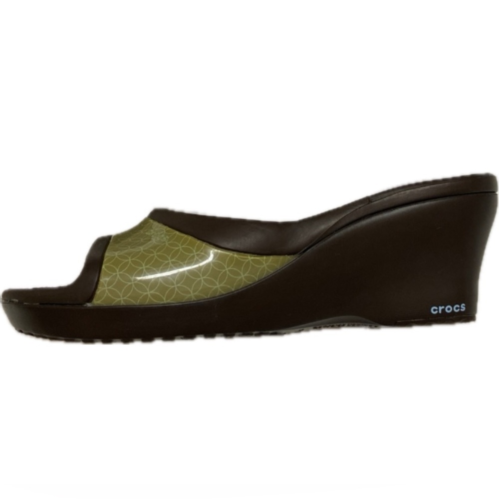 CROCS Sassari wedge sandals in brown and green - Picture 2 of 8